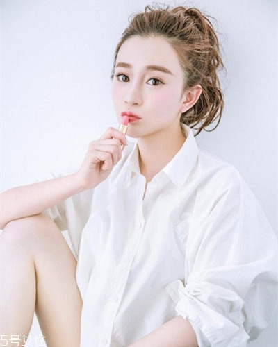 鵝蛋臉扎什么馬尾好看？肉肉臉適合這些發(fā)型