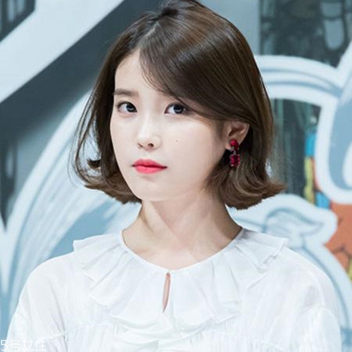 外翹短發(fā)適合什么臉型？再燙內扣你就out了