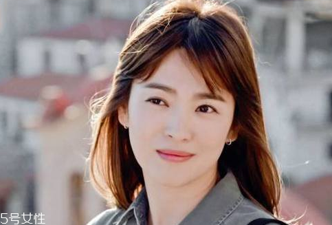 怎樣測量臉型長度 選出最適合自己的那款發(fā)型 怎樣測量臉型長度 選出最適合自己的那款發(fā)型