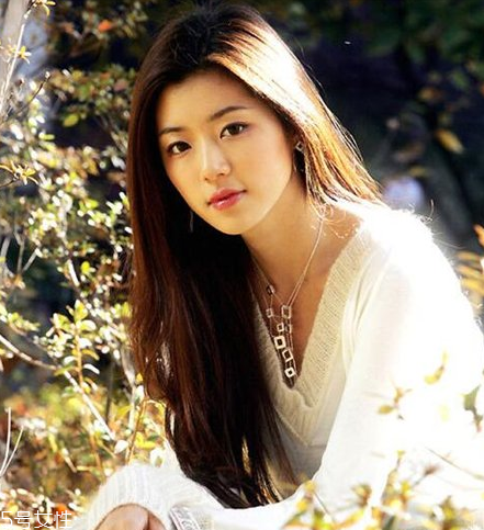 顯白的棕色系發(fā)色有哪些？棕色系發(fā)色大盤(pán)點(diǎn)