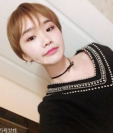 韓式空氣劉海配什么發(fā)型？不失個性魅力