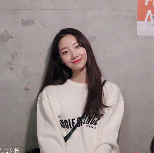 2022年最流行的中長發(fā) 論發(fā)型的重要性 2022年最流行的中長發(fā) 論發(fā)型的重要性