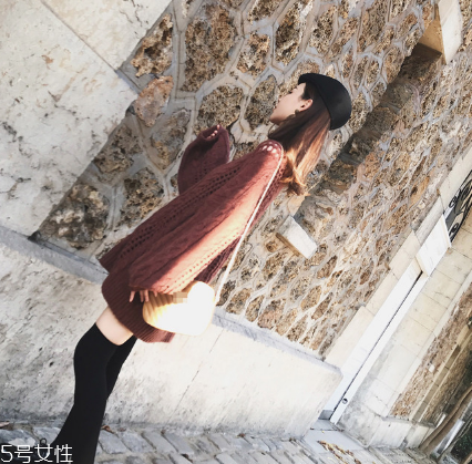 毛衣是羊絨好還是羊毛好？羊絨羊毛材質(zhì)大對比