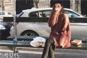 毛衣是羊絨好還是羊毛好？羊絨羊毛材質(zhì)大對(duì)比