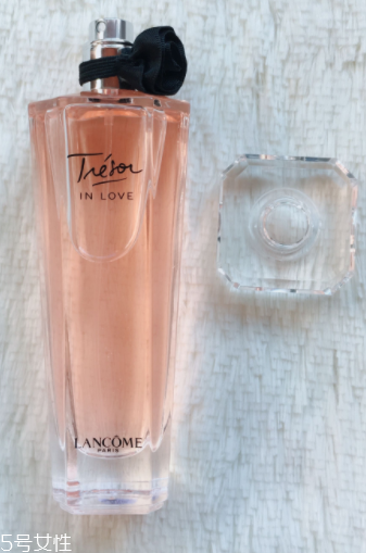 女生可以用男士香水嗎？男香女用灑脫神秘