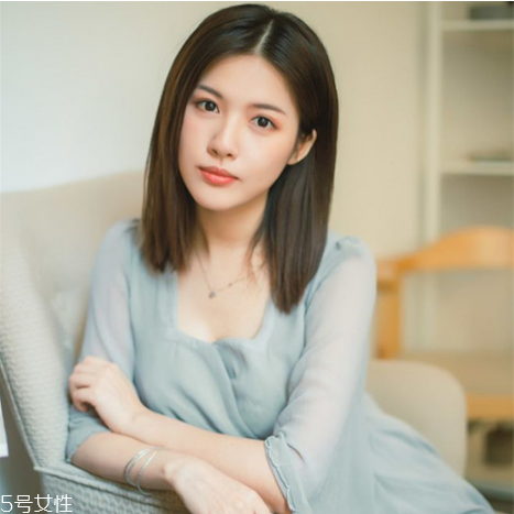 齊肩直發(fā)染什么顏色好看？簡單好看的齊肩發(fā)扎法