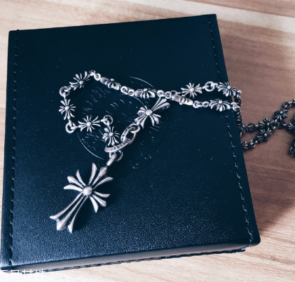 chrome hearts克羅心是哪個(gè)國(guó)家的品牌？