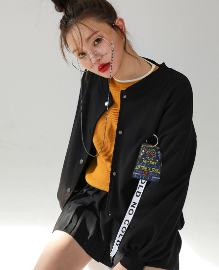 運(yùn)動外套怎么搭配？打造活力氧氣女孩