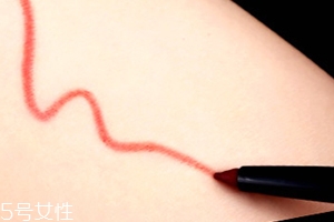 唇膏筆怎么削？原來你一直都用的錯(cuò)誤方式