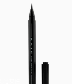 眼線眼影哪個(gè)先畫？先畫眼影妝容更持久