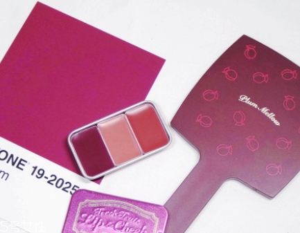 腮紅膏用什么工具？和粉狀腮紅不一樣