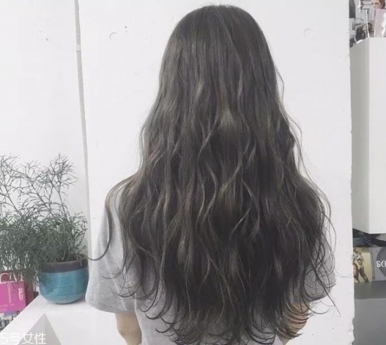 2022年最流行的中長發(fā) 論發(fā)型的重要性 2022年最流行的中長發(fā) 論發(fā)型的重要性