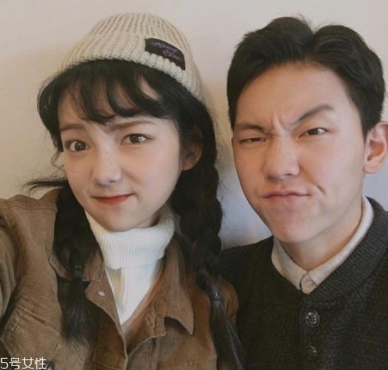 冬天戴帽子怎么扎頭發(fā)好？法式魚骨辮編發(fā)很特別