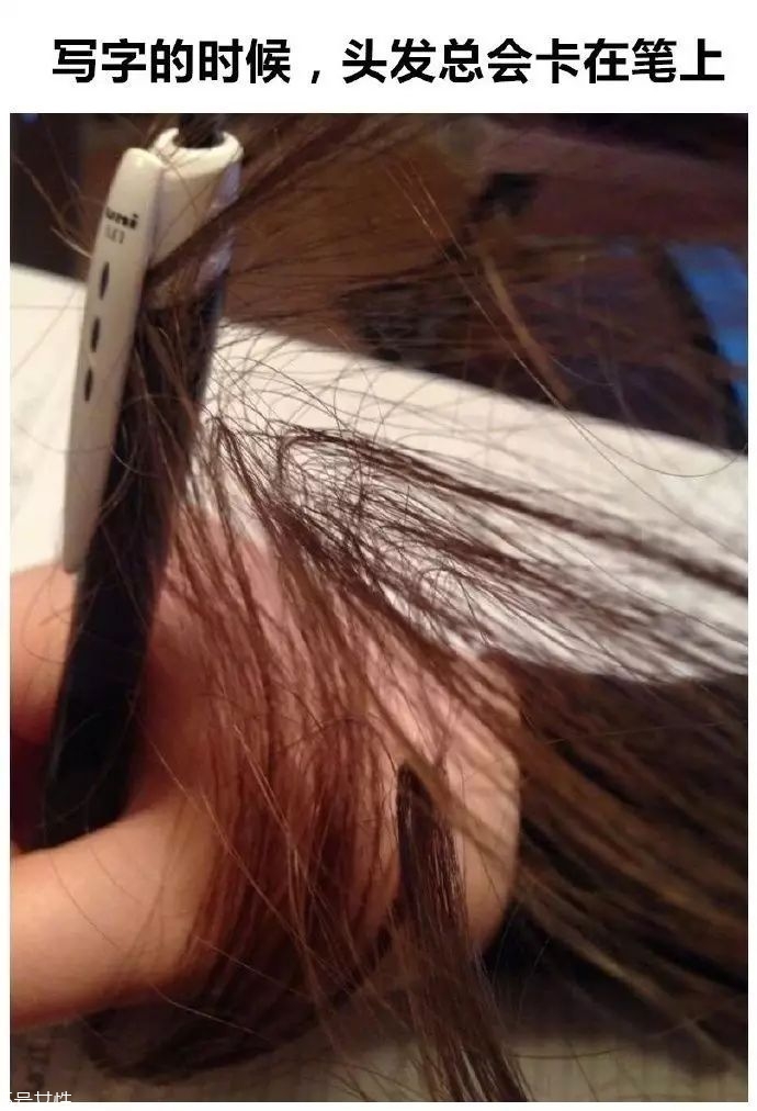 女生冬天長(zhǎng)發(fā)怎么編好看？長(zhǎng)發(fā)妹紙才懂得的痛