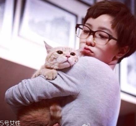 韓式空氣劉海配什么發(fā)型？不失個性魅力