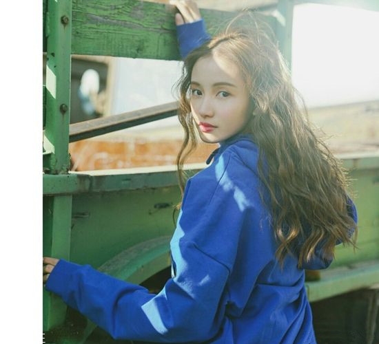 凌亂小卷中長發(fā)怎么弄好看？超美的凌亂小卷中長發(fā)