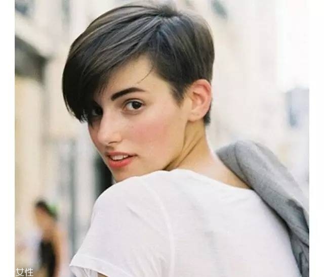 韓式空氣劉海配什么發(fā)型？不失個性魅力