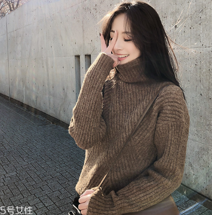 毛衣上的咖啡漬怎么洗？巧用甘油輕松解決