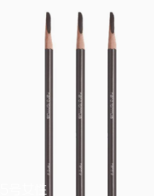 新手眼妝用什么牌子好？新手必入眼妝單品推薦