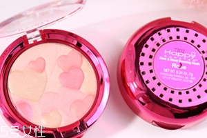 腮紅和眼影可以通用嗎？原來眼影還可以當腮紅