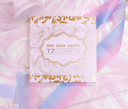 腮紅和眼影可以通用嗎？原來眼影還可以當腮紅