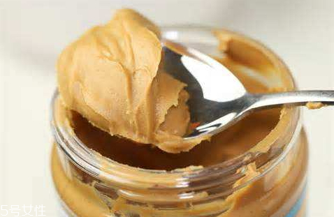 花生醬可以放冰箱嗎 冰箱里不容易壞 花生醬可以放冰箱嗎 冰箱里不容易壞