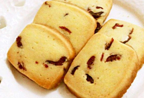 蔓越莓餅干用什么黃油 天然黃油最好 蔓越莓餅干用什么黃油 天然黃油最好