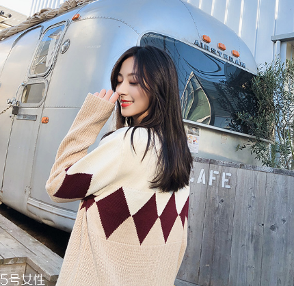 毛衣沾上油漆怎么去除？清涼油就能解決