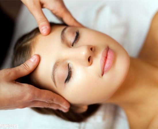 頭發(fā)快變長的最快方法 8招幫你減少脫發(fā) 頭發(fā)快變長的最快方法 8招幫你減少脫發(fā)