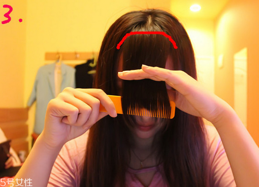 空氣劉海往上翹怎么辦？好前衛(wèi)的空氣劉海