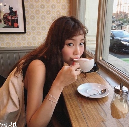 2018冬季流行哪些發(fā)型？今年最流行的10款發(fā)色