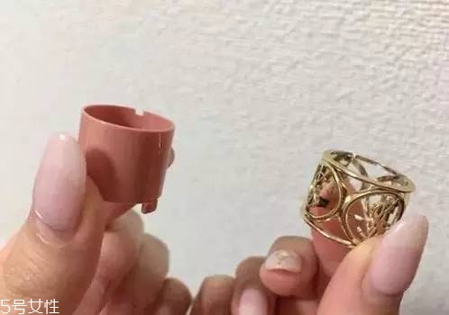 如何選擇口紅色號？口紅必不可少