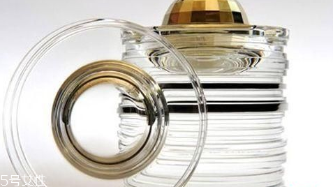 南瓜色口紅怎么挑選？十分高級的色彩