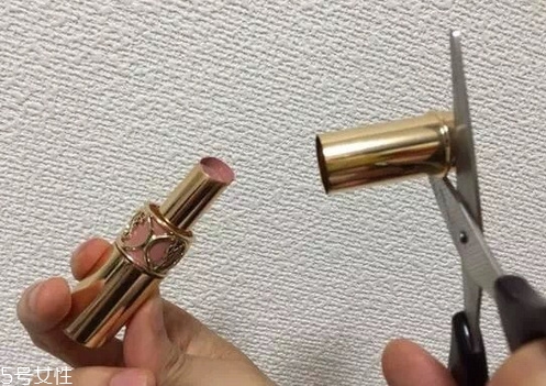 如何選擇口紅色號？口紅必不可少