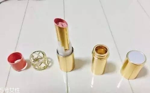 如何選擇口紅色號？口紅必不可少