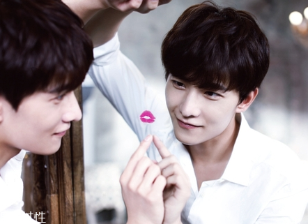 嬌蘭親親567是什么顏色？活色生香吻的秘訣