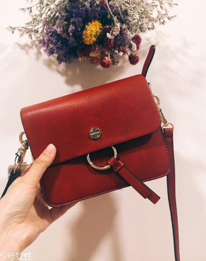 parfois是什么牌子？絕不會(huì)撞的西班牙小潮包