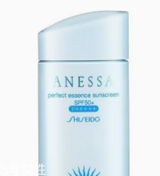 經(jīng)期怎么護膚保養(yǎng)皮膚？4招教你搞定經(jīng)期肌膚問題