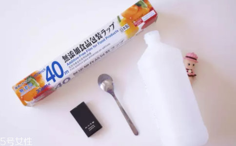 彩妝盤都有什么？小巧輕便型彩妝盤適合日常