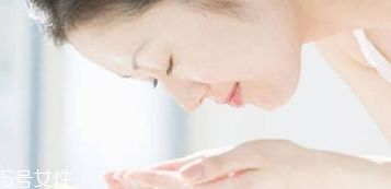 孕婦可以用洗面奶嗎？要選擇孕婦專用