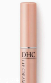 冬季哪種護唇膏比較好？這些潤唇膏滋潤整個冬天