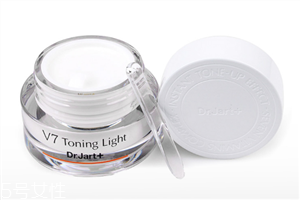 孕婦可以使用的素顏霜有哪些？看素顏霜的成分