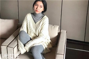 毛衣領(lǐng)口緊了怎么辦？蒸汽熨斗來(lái)幫忙