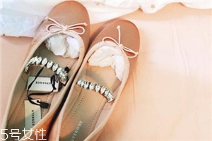 uterque鞋子怎么樣？出國必入的女鞋品牌