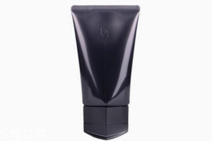 熟齡肌護膚品有哪些？吃土都要買的凍齡護膚品