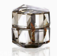 熟齡肌護膚品有哪些？吃土都要買的凍齡護膚品