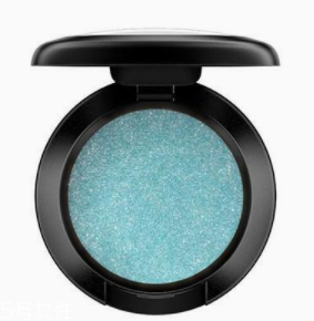 眼妝需要哪些東西？讓眼妝煜煜生輝的單品