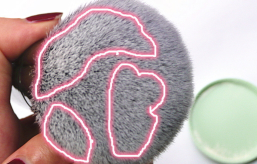 腮紅刷可以當(dāng)修容刷嗎？