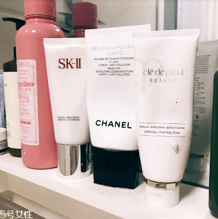 sk2洗面奶和cpb洗面奶哪個好用？無限回購的洗面奶