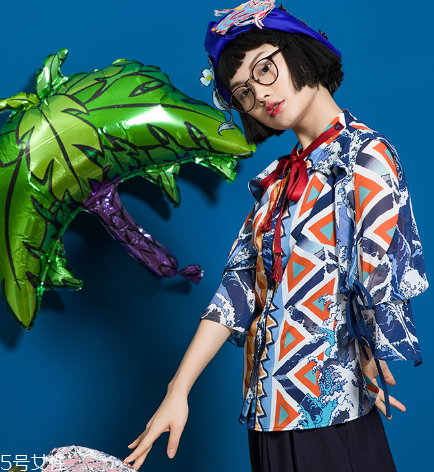 中國風(fēng)衣服怎么搭配？帶你演繹傳統(tǒng)之美